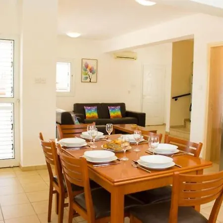Mina Villa Protaras